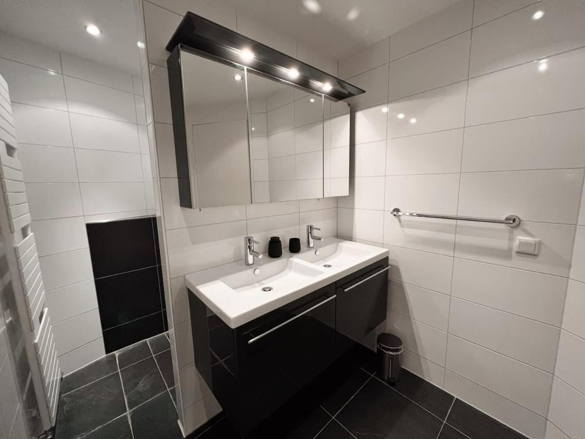 דומבורג Hello Zeeland - Appartement Loverendale 10 מראה חיצוני תמונה